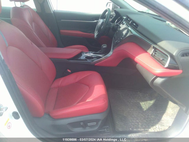 Toyota CAMRY 2019 4T1B61HK5KU241448 Image 5