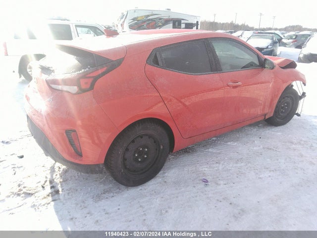 Hyundai Veloster Premium 2019 KMHTG6AF8KU001547 Image 4
