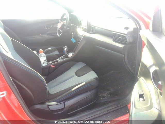 Hyundai Veloster Premium 2019 KMHTG6AF8KU001547 Image 5