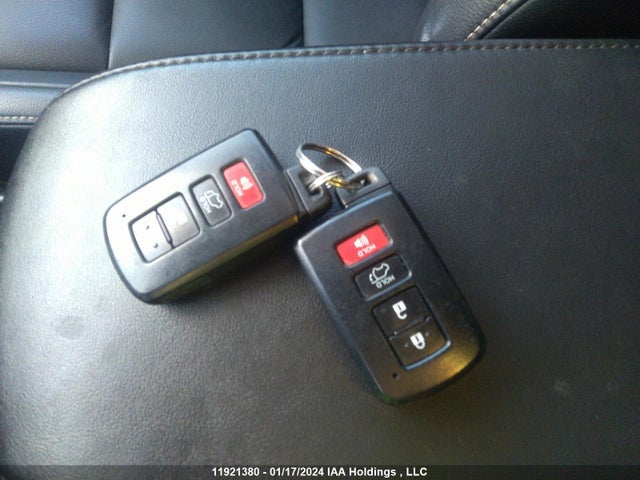 Toyota Rav4 Limited 2015 2T3DFREV5FW376237 Image 11