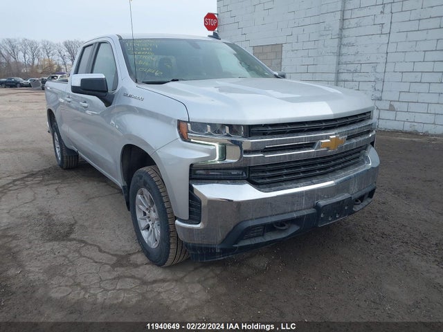 Chevrolet Silverado 1500 2021 1GCRYDED1MZ277096 Image 1
