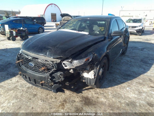 Ford Taurus Police Interceptor 2014 1FAHP2MK1EG104068 Image 2