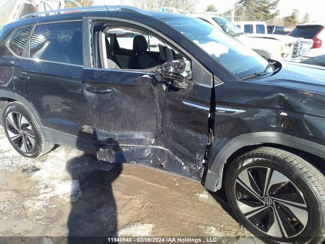3VVVX7B21PM379608 Volkswagen TAOS SE
