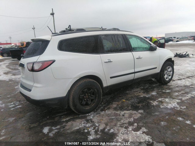 Chevrolet TRAVERSE 2017 1GNKVFKD3HJ200025 Image 4