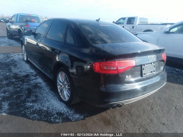 WAUBFCFL1FN031504 Audi A4
