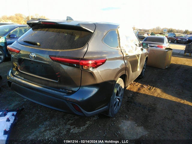 Toyota Highlander Xle 2020 5TDGZRBH3LS518438 Image 4