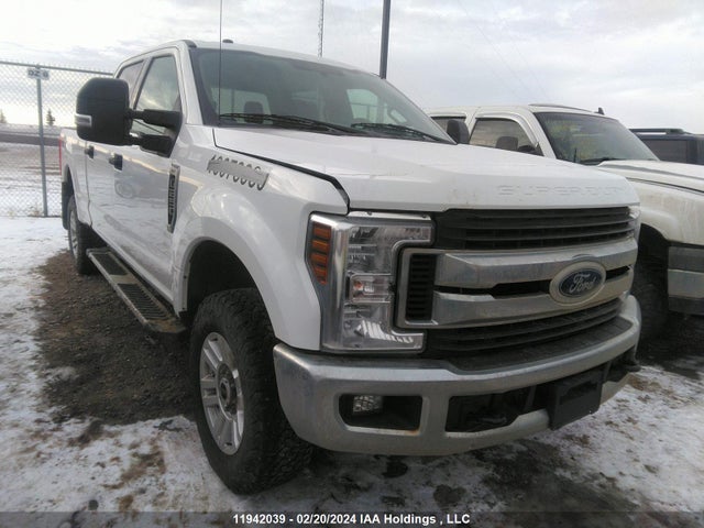 Ford F250 Super Duty 2018 1FT7W2B63JEB00074 головне зображення