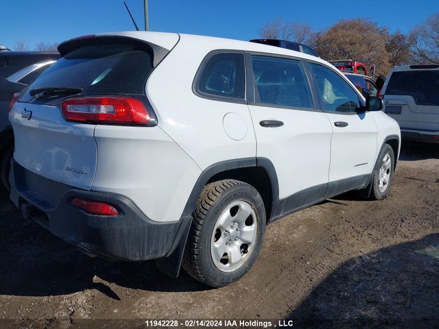 1C4PJLAS7EW189117 Jeep Cherokee Sport