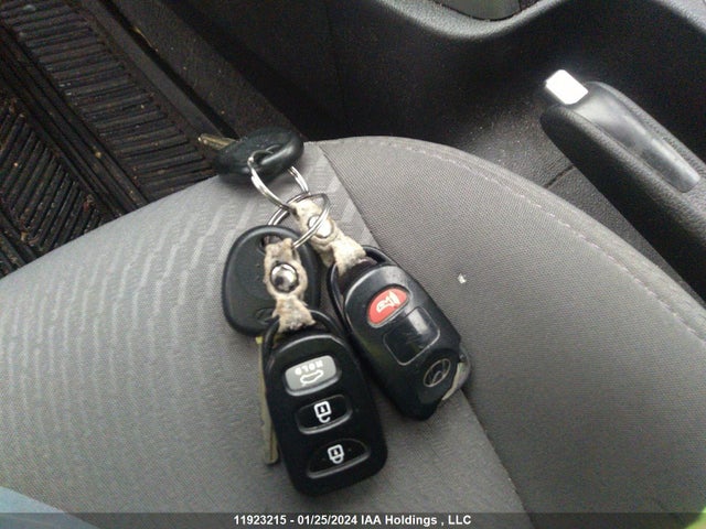 Hyundai ELANTRA GL 2014 5NPDH4AE9EH457458 Image 11