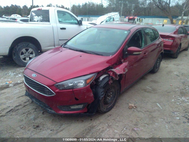 Ford FOCUS SE 2015 1FADP3K29FL309833 Image 2