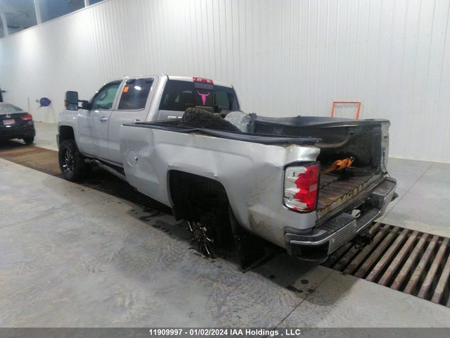 Chevrolet SILVERADO 3500HD 2016 1GC4K0C81GF204942 Image 3