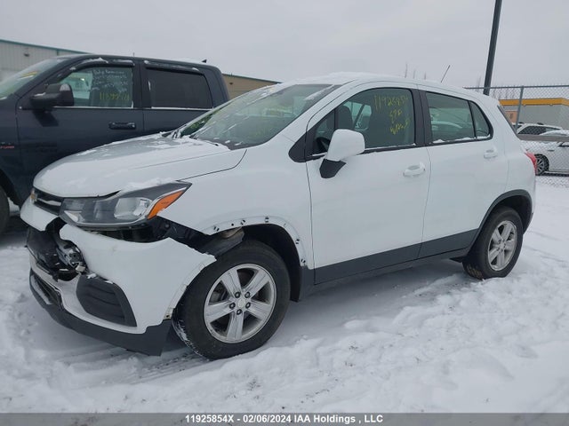 Chevrolet TRAX 2019 3GNCJNSB2KL300254 Image 2