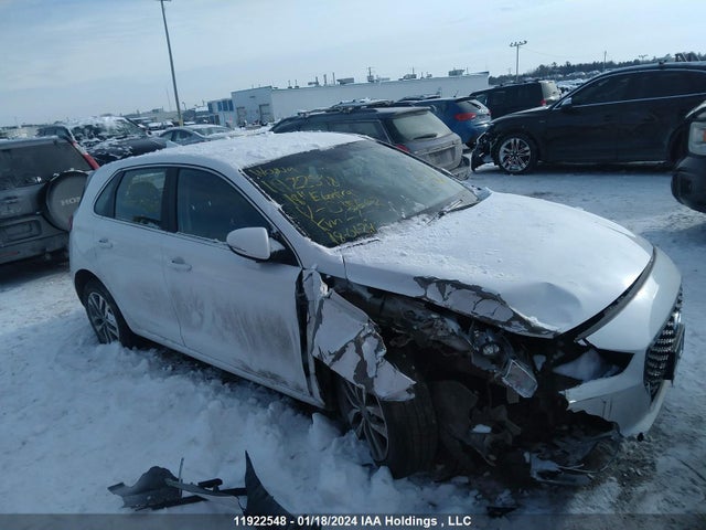Hyundai Elantra Gt Gl 2018 KMHH35LE8JU035602 main image