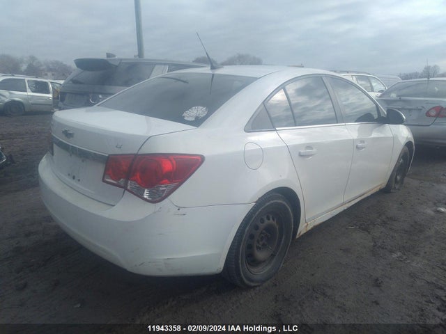 Chevrolet Cruze 2014 1G1PC5SB6E7203418 Image 4