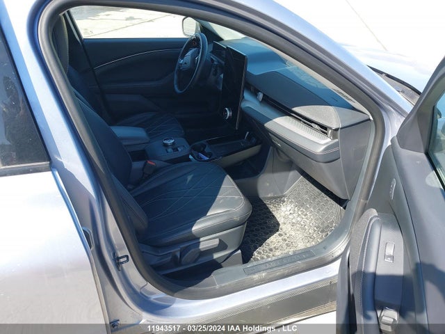 Ford Mustang Mach-e Select 2022 3FMTK1SS2NMA29088 Image 5