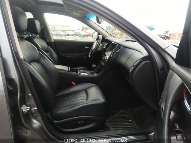 JN1BJ0HR9EM190036 Infiniti QX50