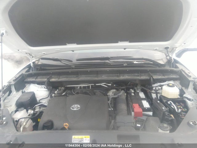 Toyota Highlander L/le 2022 5TDBZRBH1NS211105 Image 10