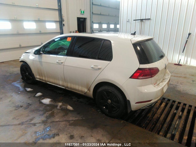 3VWA17AU3JM268824 Volkswagen GOLF