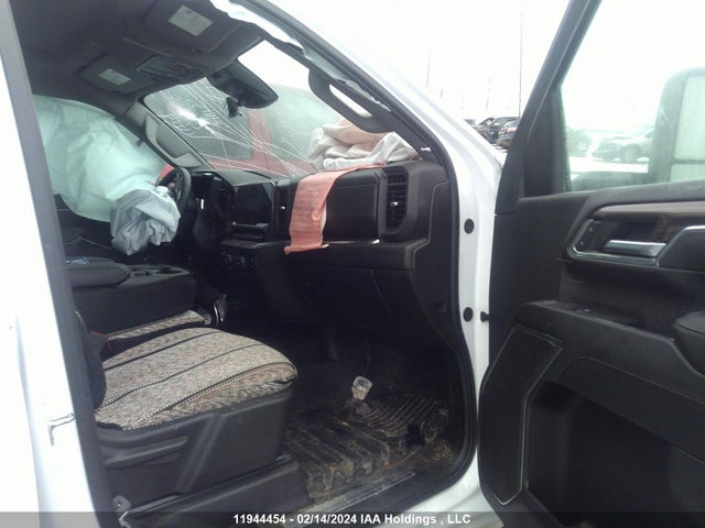 Chevrolet SILVERADO 2024 1GC4YTE75RF250510 Image 5