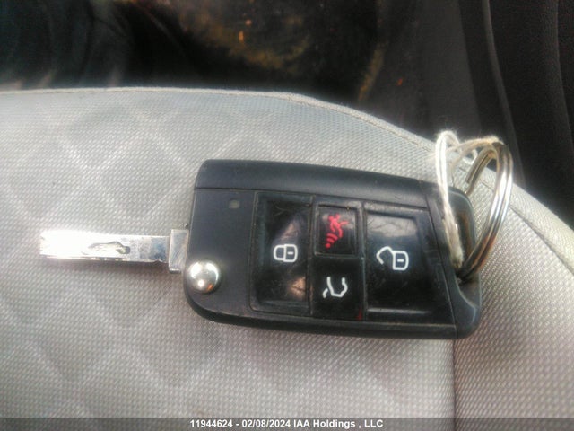 3VV0B7AX5JM036331 Volkswagen TIGUAN