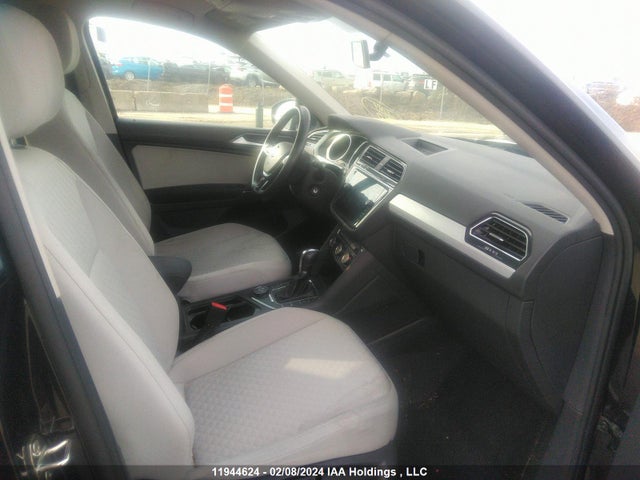 3VV0B7AX5JM036331 Volkswagen TIGUAN