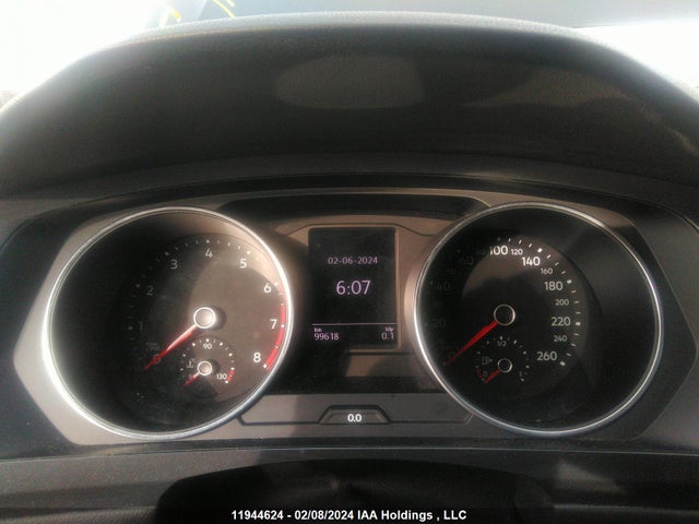 3VV0B7AX5JM036331 Volkswagen TIGUAN