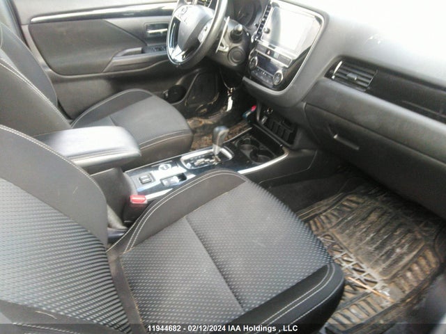 2019 MITSUBISHI OUTLANDER VIN: JA4JZ3AX5KZ601971