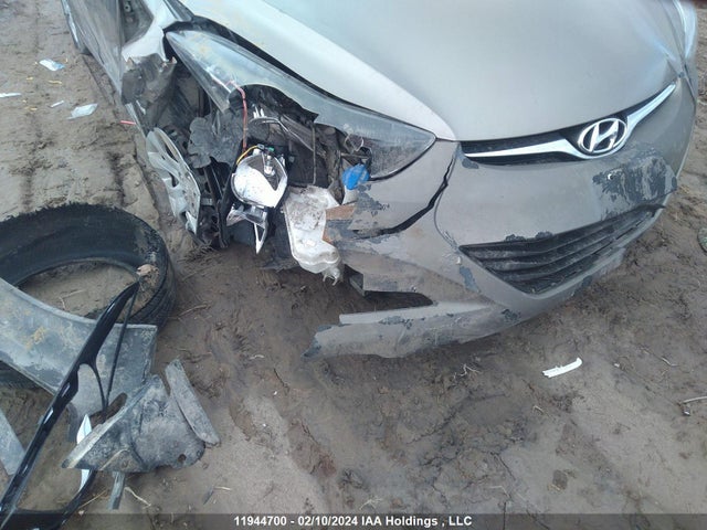 Hyundai ELANTRA GL 2015 5NPDH4AE4FH585897 Image 6