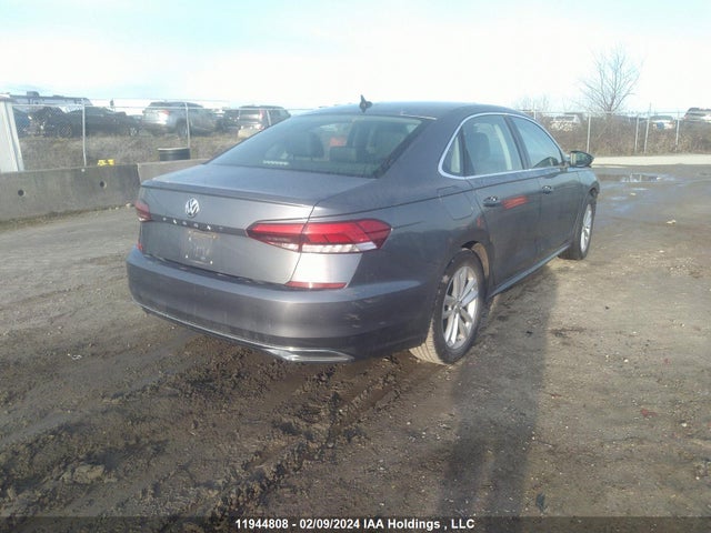 1VWBA7A36MC015675 Volkswagen PASSAT