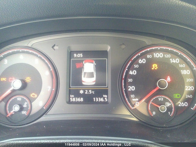 1VWBA7A36MC015675 Volkswagen PASSAT