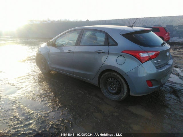 Hyundai Elantra Gt Gls 2014 KMHD35LH2EU185770 Image 3