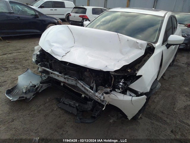 JM1BM1M35E1169293 Mazda MAZDA3