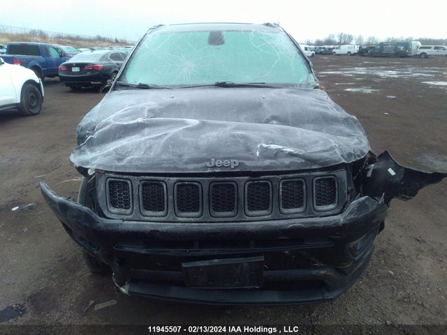 3C4NJDBB7JT493639 Jeep Compass Latitude
