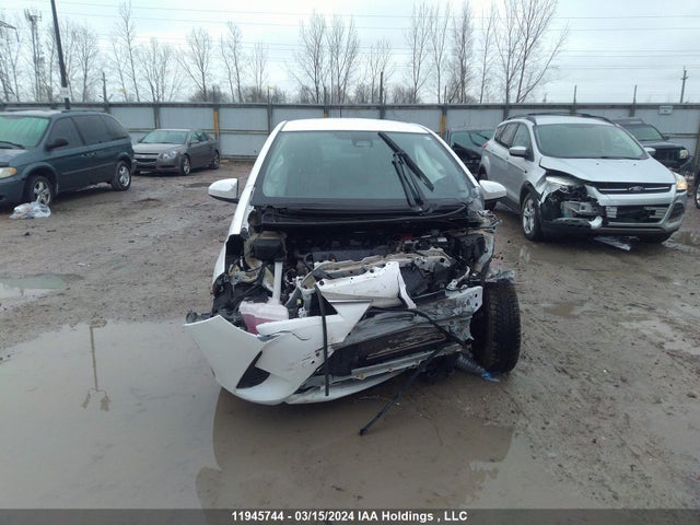 Toyota YARIS LE 2019 VNKKTUD38KA105563 Image 12