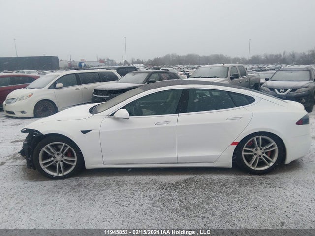 5YJSA1E28GF135728 Tesla MODEL S