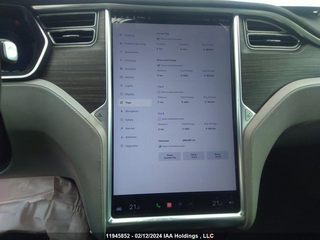 5YJSA1E28GF135728 Tesla MODEL S