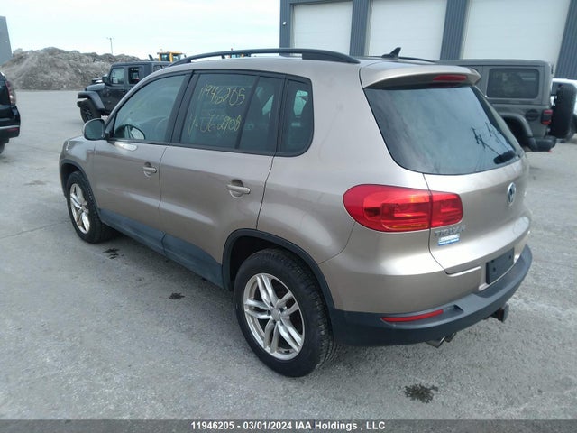 WVGJV7AX3FW062908 Volkswagen Tiguan S/se/sel/r-line