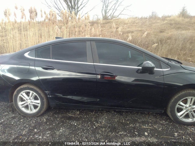 Chevrolet Cruze 2017 1G1BE5SM0H7142917 Image 14