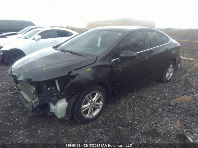 Chevrolet Cruze 2017 1G1BE5SM0H7142917 Image 2