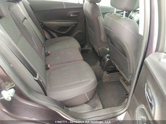 Chevrolet LUV 2015 3GNCJKSB4FL117748 Image 28