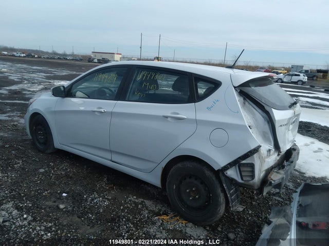 Hyundai ACCENT 2017 KMHCT5AE7HU361320 Image 3