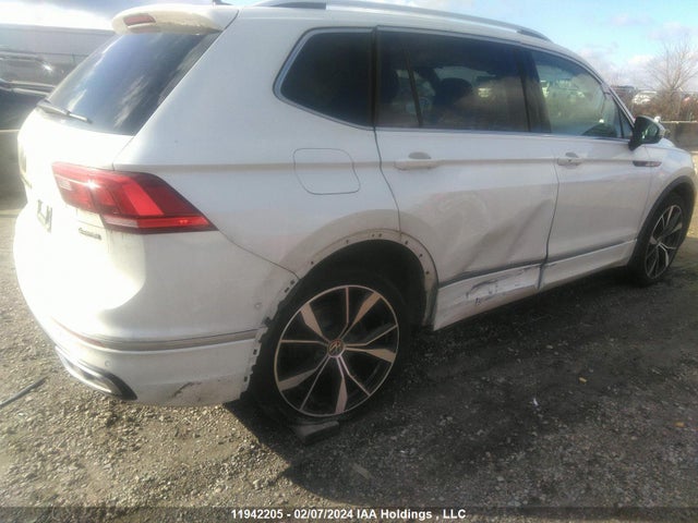 3VV4B7AX6NM029167 Volkswagen TIGUAN