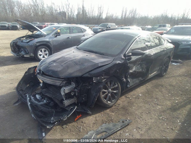 Chrysler 200 LX 2015 1C3CCCFB5FN570428 Image 2