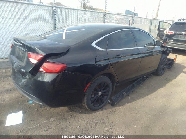 Chrysler 200 LX 2015 1C3CCCFB5FN570428 Image 4
