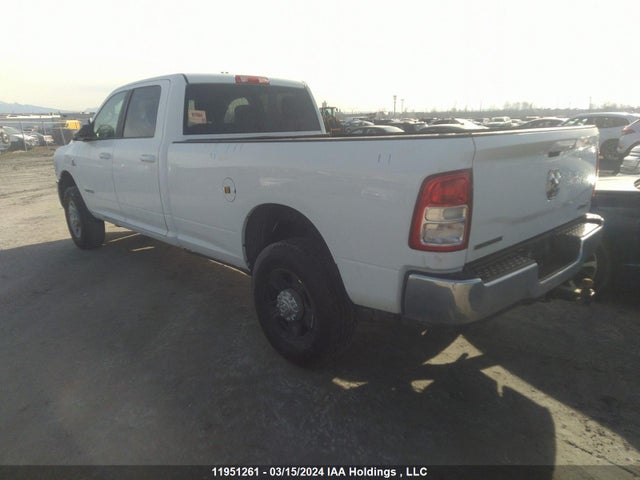 3C63R3HL7MG616886 RAM 3500 Big Horn