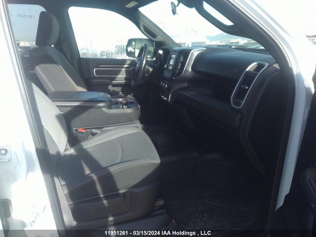 3C63R3HL7MG616886 RAM 3500 Big Horn
