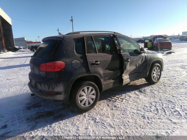WVGNV7AX0HK039551 Volkswagen TIGUAN