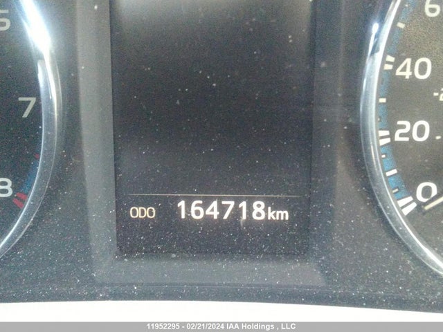 Toyota RAV4 LE 2017 2T3BFREV8HW635426 Image 16