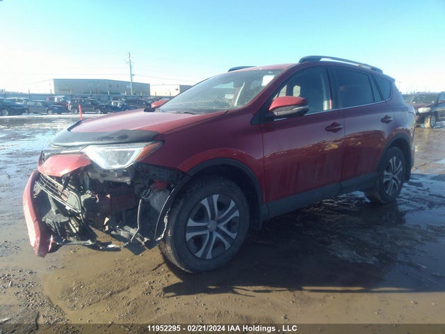 Toyota RAV4 LE 2017 2T3BFREV8HW635426 Image 2