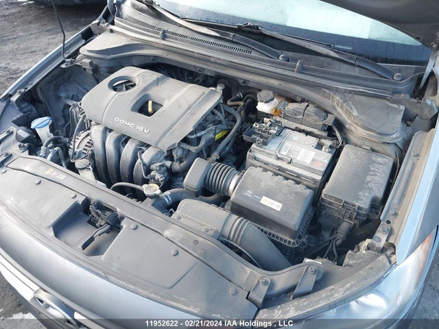 Hyundai ELANTRA GL 2017 KMHD84LF5HU335420 Image 10